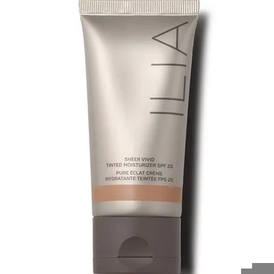 Ilia Beauty Sheer Vivid Tinted Moisturizer Lovina T5