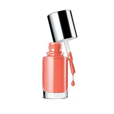 Clinique - A Different Nail Enamel