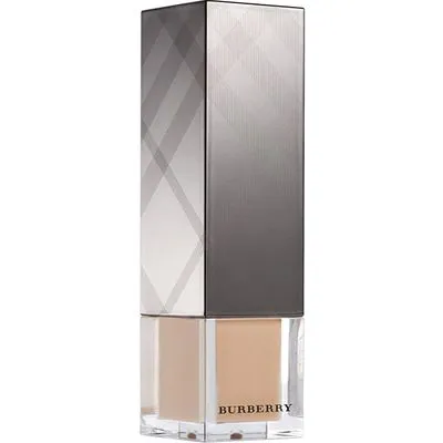 Burberry Fresh Glow Foundation