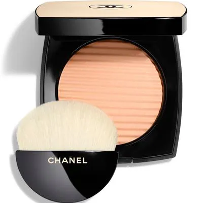 Chanel Les Beiges Healthy Glow Luminous Colour