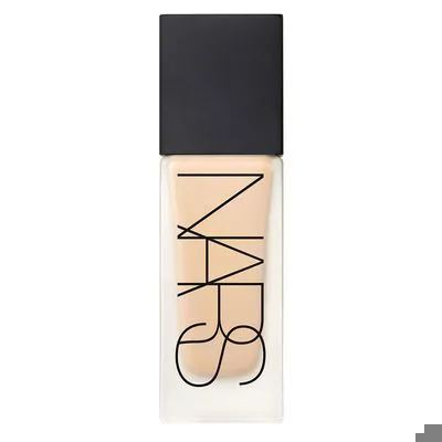 Nars All Day Luminous Weightless Foundation